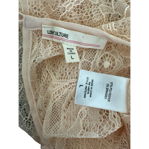 LOVE CULTURE short-sleeved, lace top. Size L - Picture 6 of 6